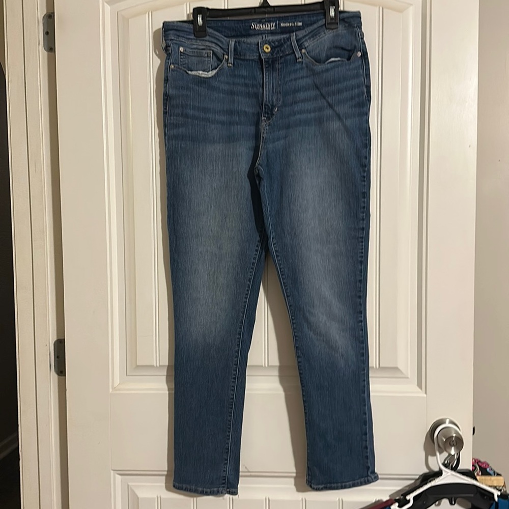 Signature by Levi Strauss Modern Slim Jeans 16